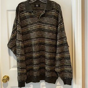 Vintage TSR USA Henley sweater.